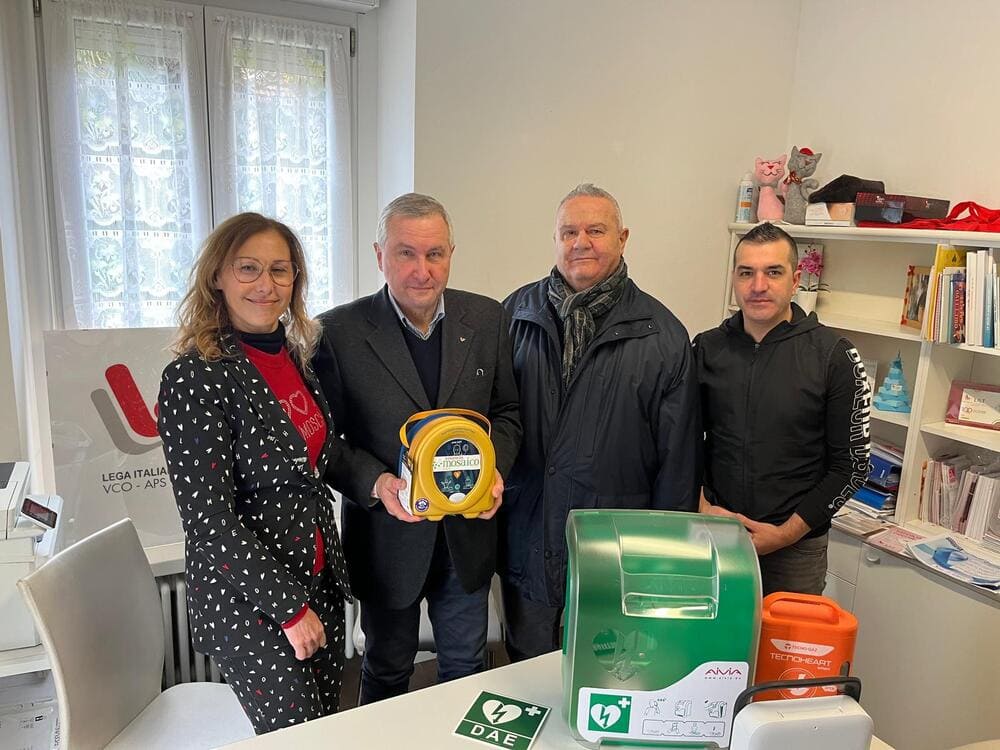 Donazione defibrillatore a Lilt Lega Italiana Lotta Tumori